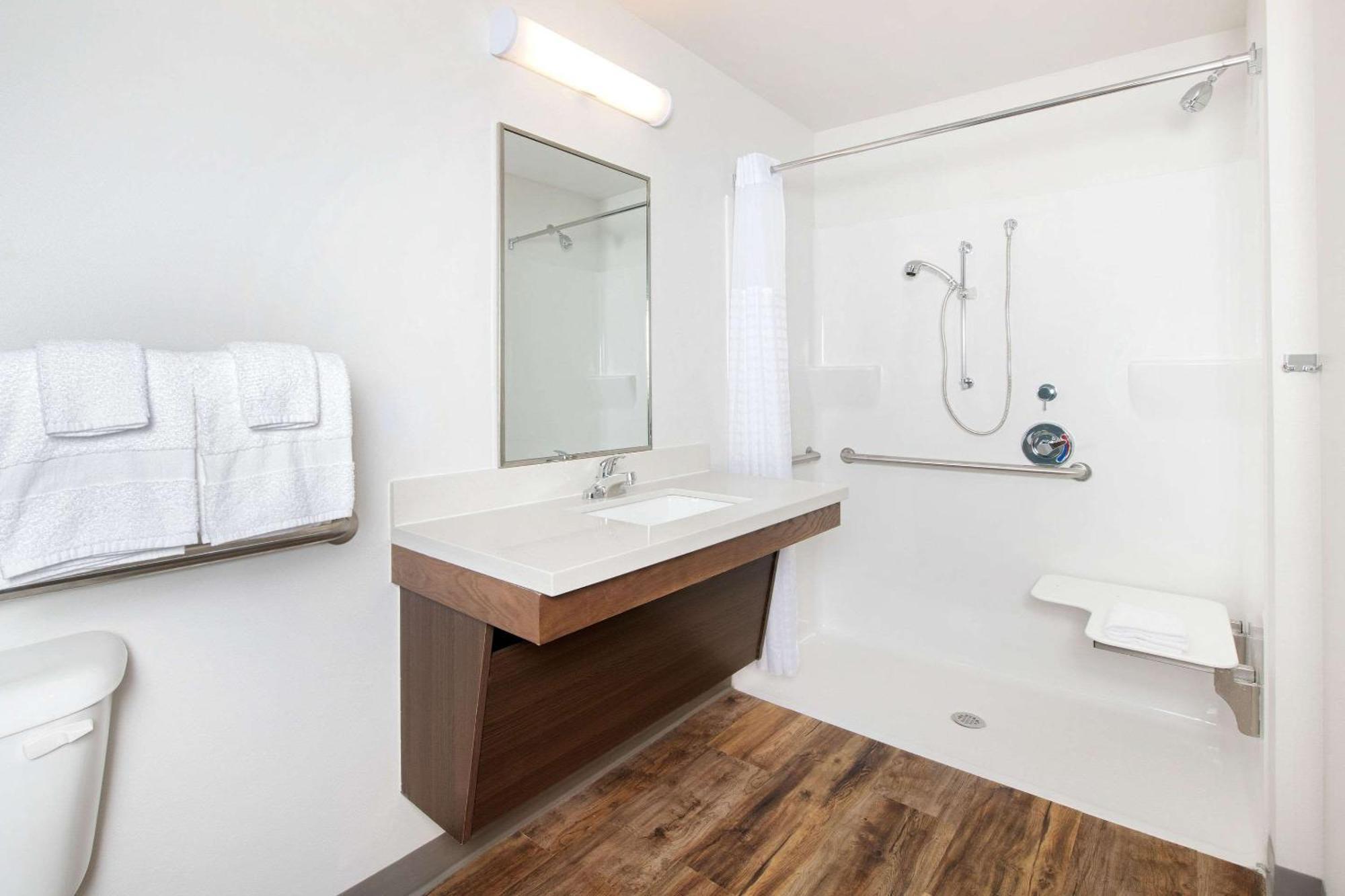 Woodspring Suites Savannah プーラー エクステリア 写真
